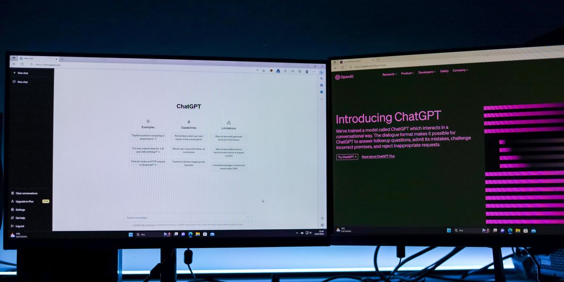 chatgpt-on-two-monitors
